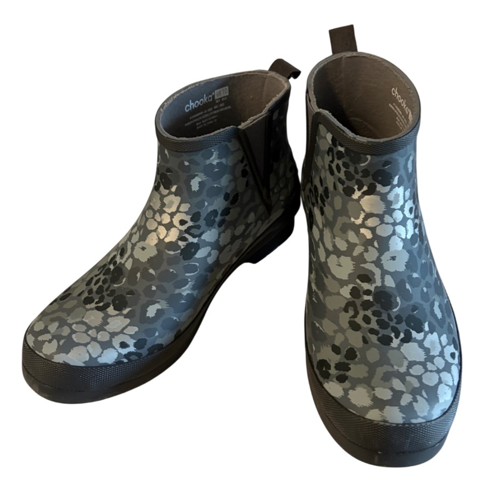 chooka Gray and Black Leopard Print Rain Ankle Boots